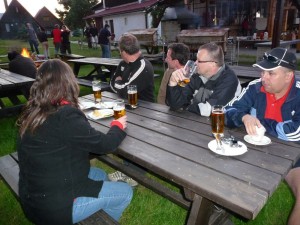 Kalhotovou zkoušku můžete provést třeba při posezení s přáteli...